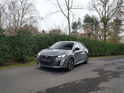 Grijs Occasion 2024 Peugeot 208 Allure Hatchback | € 17.950 (Super prijs)