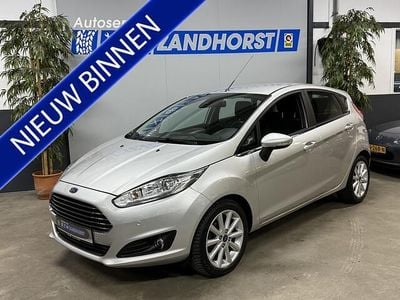 Grijs Gebruikt 2017 Ford Fiesta Titanium Hatchback | € 10.995 (Goede deal)