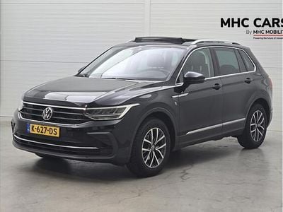 Zwart Occasion 2020 VW Tiguan Business SUV | € 21.700 (Eerlijke prijs)