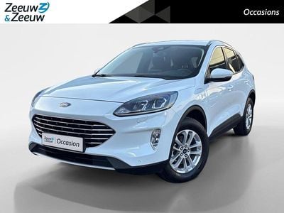 Frozen white (pn3gz) Occasion 2023 Ford Kuga Titanium SUV | € 25.440 (Super prijs)