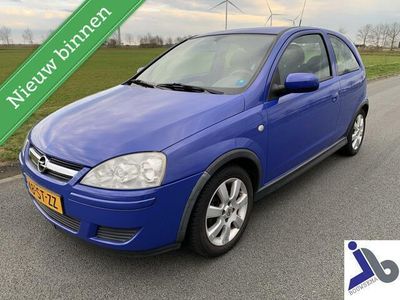 tweedehands Opel Corsa Silverline, Airco, Lichtmetaal, 3e eigenaar, inruil mogelijk! 1.2-16V Silverline