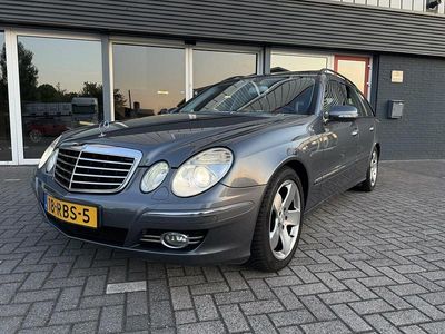 Grijs Gebruikt 2007 Mercedes E320 Avantgarde Stationwagen | € 3.999