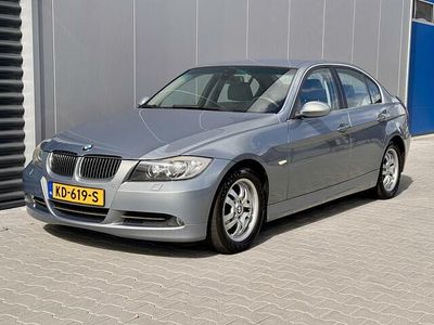BMW 325