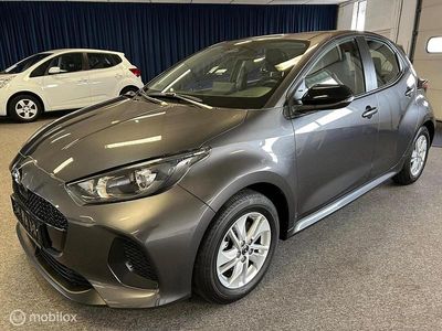 Occasion Toyota Yaris Hybrid Active 2025 Grijs (metallic) Hatchback