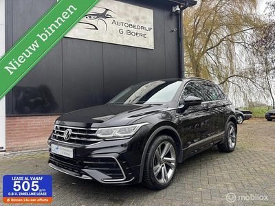 Zwart Gebruikt 2021 VW Tiguan R-line SUV | € 31.500 (Goede deal)
