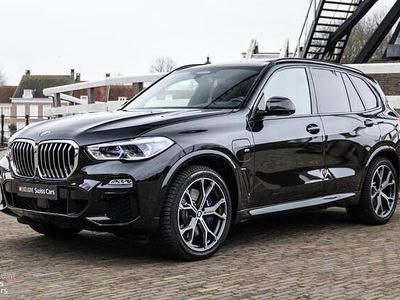Zwart (metallic) Occasion 2020 BMW X5 Executive SUV | € 55.995 (Duur)