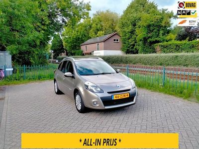 Bruin Gebruikt 2013 Renault Clio GrandTour Collection Stationwagen | € 3.950 (Eerlijke prijs)