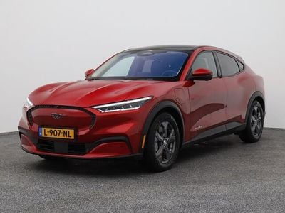 Rood Gebruikt 2021 Ford Mustang Mach-E SUV | € 19.750 (Super prijs)