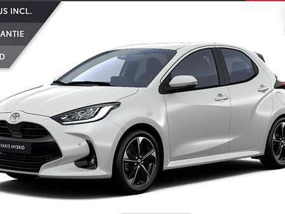 Nieuw Toyota Yaris Executive 131 PK (96 kW) 2025 Wit Hatchback