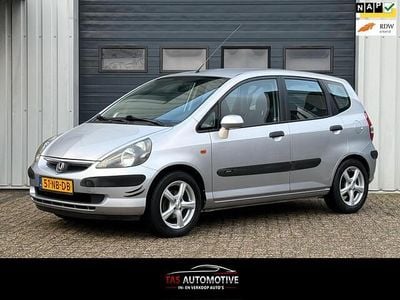Grijs (metallic) Gebruikt 2003 Honda Jazz LS Hatchback | € 5.450 (Iets duurder)