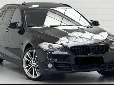 Zwart Occasion 2013 BMW 520 Executive Stationwagen | € 10.750 (Eerlijke prijs)
