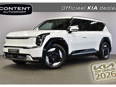 Wit, metallic lak Occasion 2023 Kia EV9 Plus SUV | € 68.840 (Eerlijke prijs)