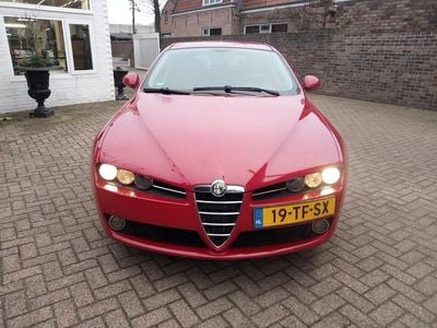 Rood Occasion 2006 Alfa Romeo 159 Distinctive Stationwagen | € 1.650