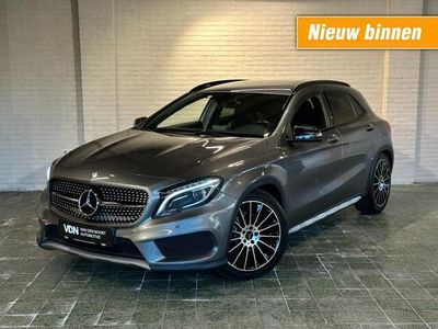 tweedehands Mercedes GLA200 AMG Night Trekhaak 19'' Camera Stoelverwarming NAVI Cruise C