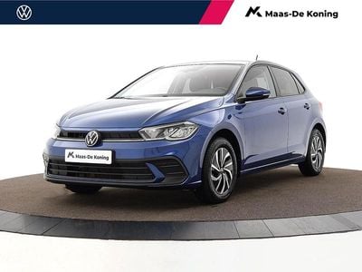 Blauw Gebruikt 2023 VW Polo Life Hatchback | € 18.740 (Goede deal)