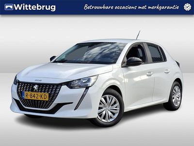 Wit Gebruikt 2022 Peugeot 208 Active Hatchback | € 13.925 (Eerlijke prijs)