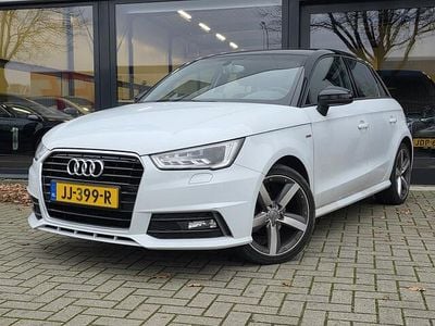 Wit Occasion 2016 Audi A1 Sportback S-Line Hatchback | € 13.600 (Eerlijke prijs)