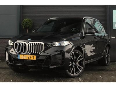 Zwart Occasion 2023 BMW X5 Comfort Edition SUV | € 79.995 (Eerlijke prijs)