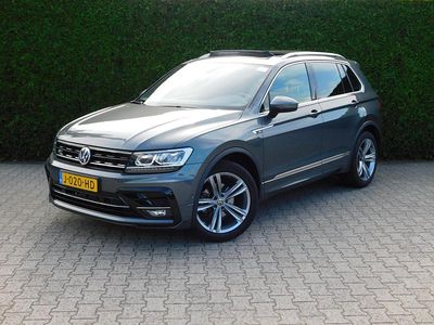 Grijs Occasion 2020 VW Tiguan Highline SUV | € 28.745 (Eerlijke prijs)