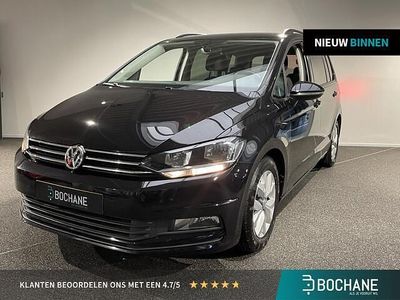 Zwart Gebruikt 2017 VW Touran Comfortline MPV | € 16.450 (Goede deal)