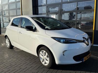 Wit Occasion 2019 Renault Zoe Life Hatchback | € 9.940 (Eerlijke prijs)
