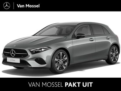 Zilver Nieuw 2025 Mercedes A250 Luxury Hatchback | € 49.952