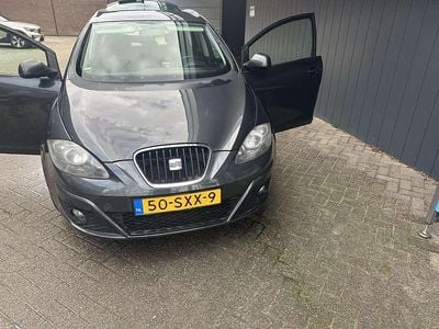 Occasion Seat Altea XL Style 105 PK (77 kW) 2012 Grijs MPV