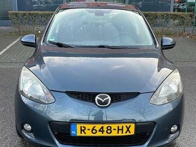 Grijs Occasion 2009 Mazda 2 Hatchback | € 3.350 (Eerlijke prijs)