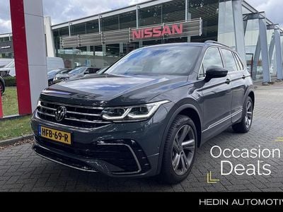Grijs Occasion 2024 VW Tiguan Business SUV | € 42.390 (Iets duurder)