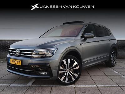 Grijs Occasion 2020 VW Tiguan Allspace Highline SUV | € 31.400 (Goede deal)