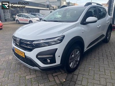 Wit Gebruikt 2022 Dacia Sandero Comfort Hatchback | € 16.995 (Eerlijke prijs)