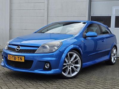 tweedehands Opel Astra GTC 2.0 T OPC /Dealer Onderhouden/Origineel NL/240