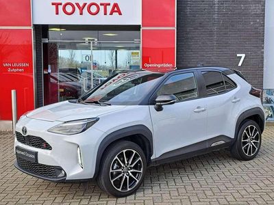 Zwart Occasion 2022 Toyota Yaris Cross Sport SUV | € 27.900 (Eerlijke prijs)