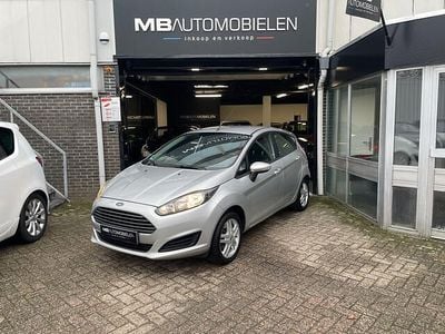 Grijs (metallic) Occasion 2013 Ford Fiesta Style Hatchback | € 3.499 (Eerlijke prijs)
