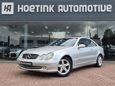 Grijs, metallic lak Gebruikt 2003 Mercedes CLK200 Elegance Coupé | € 9.240 (Eerlijke prijs)