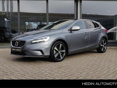 Grijs Occasion 2020 Volvo V40 R-Design Hatchback | € 19.995 (Iets duurder)