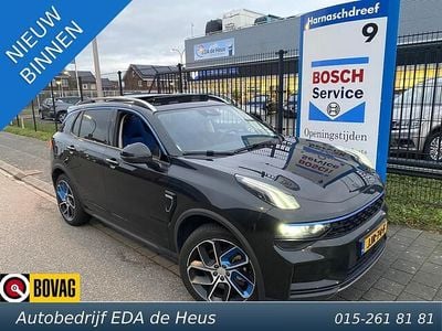 Zwart (metallic) Gebruikt 2022 Lynk & Co 01 SUV | € 22.900 (Eerlijke prijs)