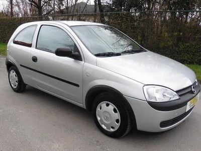 Zilver Gebruikt 2001 Opel Corsa | € 4.990