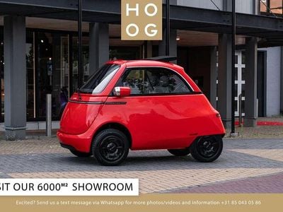 Rood Gebruikt 2024 Micro Microlino Hatchback | € 14.950