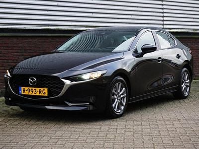 Zwart Gebruikt 2022 Mazda 3 Sedan | € 19.950 (Goede deal)