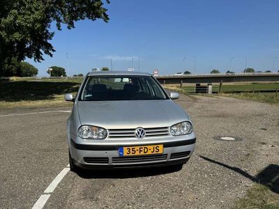 VW Golf IV