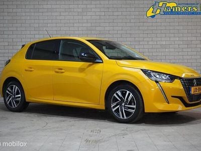 Geel Gebruikt 2023 Peugeot 208 Allure Hatchback | € 17.350 (Eerlijke prijs)