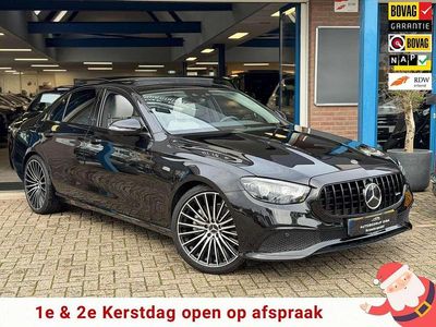 Zwart Gebruikt 2021 Mercedes E200 AMG Sedan | € 42.500 (Duur)