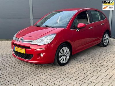Rood Gebruikt 2015 Citroën C3 PureTech Hatchback | € 4.950 (Eerlijke prijs)