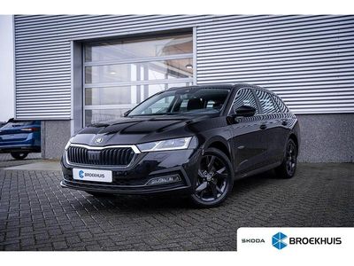 Zwart Occasion 2022 Skoda Octavia Business Line Stationwagen | € 25.450 (Eerlijke prijs)