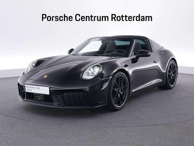 Zwart Occasion 2025 Porsche 992 Coupé | € 269.900 (Duur)