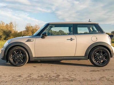 Beige Gebruikt 2012 Mini Cooper Chili Hatchback | € 7.950 (Duur)