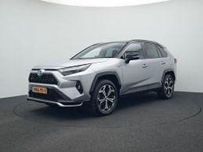Grijs Occasion 2022 Toyota RAV4 Plus SUV | € 38.345 (Goede deal)