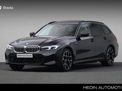 Zwart Gebruikt 2025 BMW 330e Comfort Edition Stationwagen | € 51.880 (Goede deal)