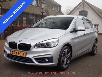 Grijs Gebruikt 2015 BMW 220 Sport Line Stationwagen | € 13.500 (Eerlijke prijs)